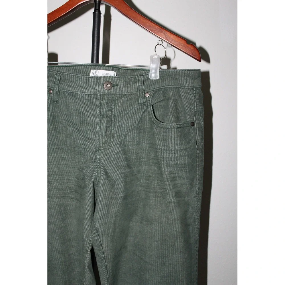 Carve Designs Green Corduroy Pants Womens Size 8 Raw Hem Stretch Straight Leg
